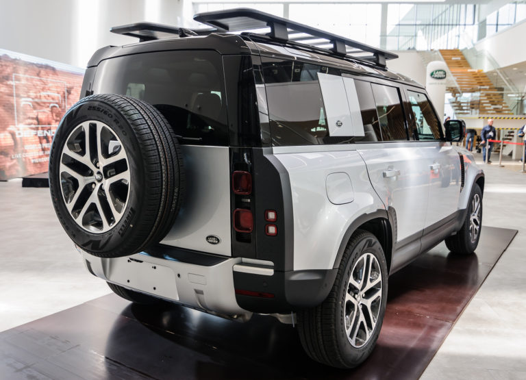 PRIEMYSEL: Slovenská premiéra Land Rover Defender