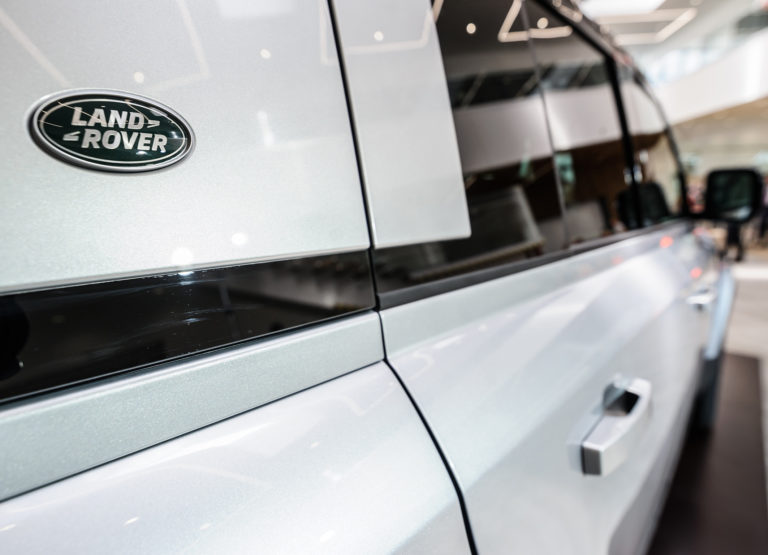 PRIEMYSEL: Slovenská premiéra Land Rover Defender
