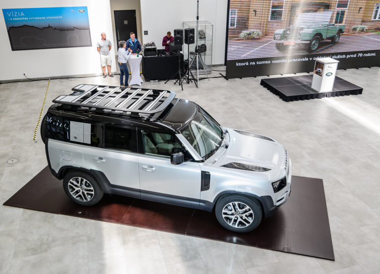PRIEMYSEL: Slovenská premiéra Land Rover Defender