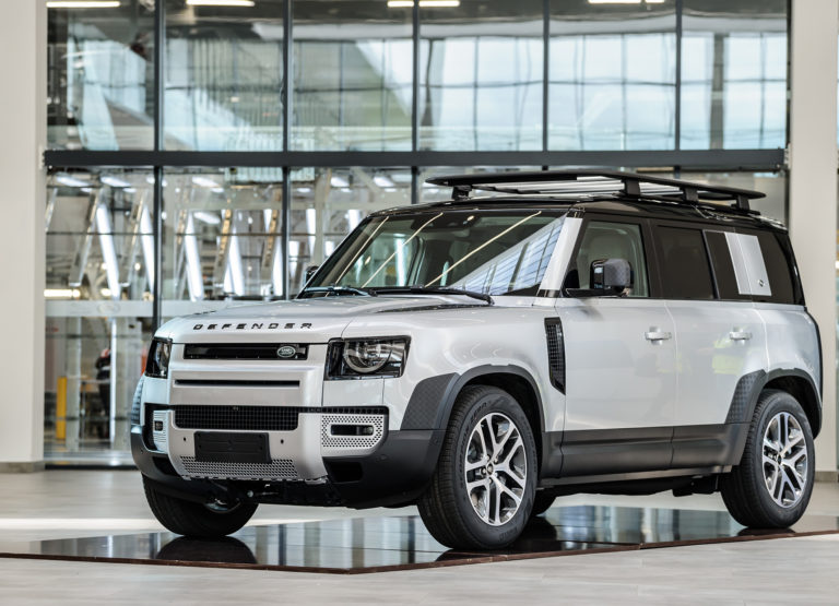 PRIEMYSEL: Slovenská premiéra Land Rover Defender