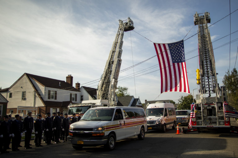 pád dvojičiek, výročie útoku, pamiatka na hasičov