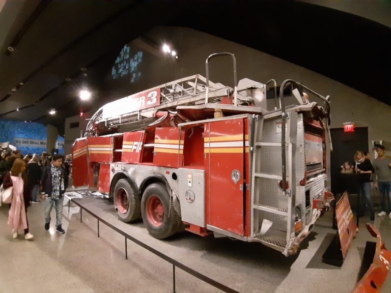 pád dvojičiek, výročie útoku, pamiatka na hasičov