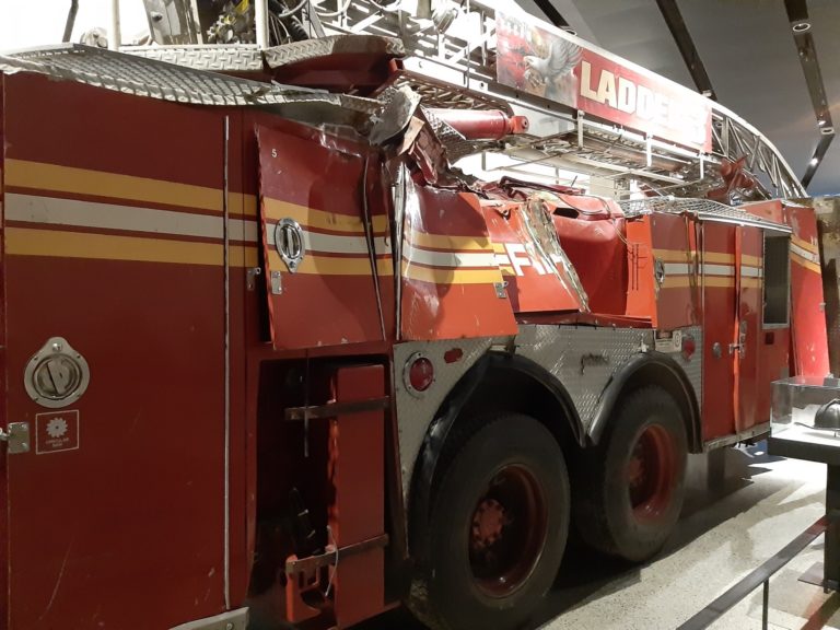 pád dvojičiek, výročie útoku, pamiatka na hasičov