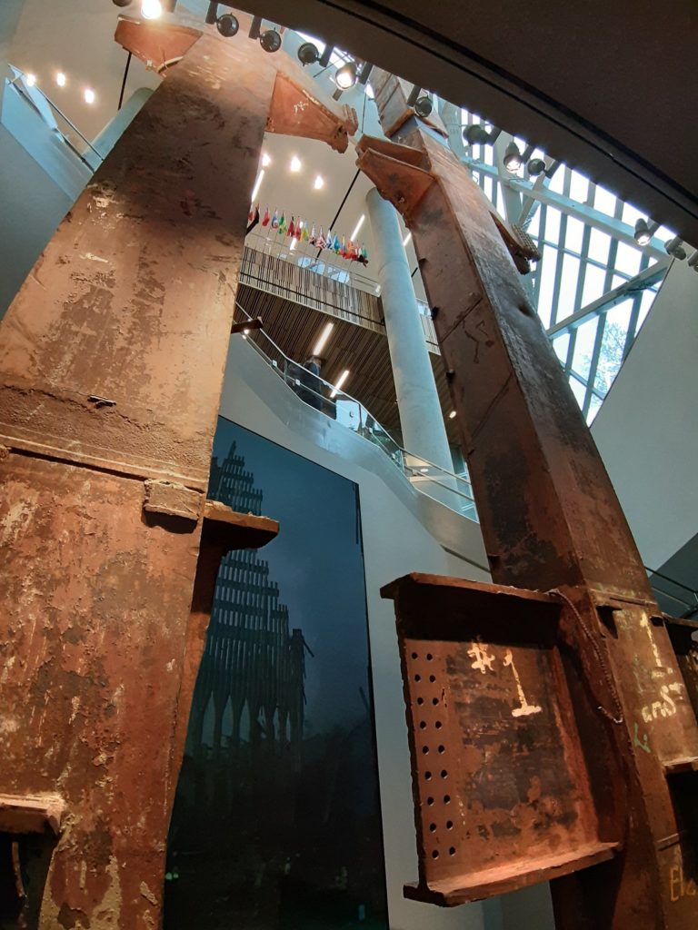 pád dvojičiek, výročie útoku, pamiatka na hasičov