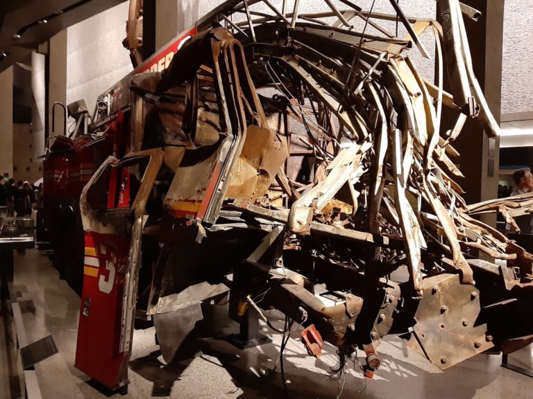 pád dvojičiek, výročie útoku, pamiatka na hasičov