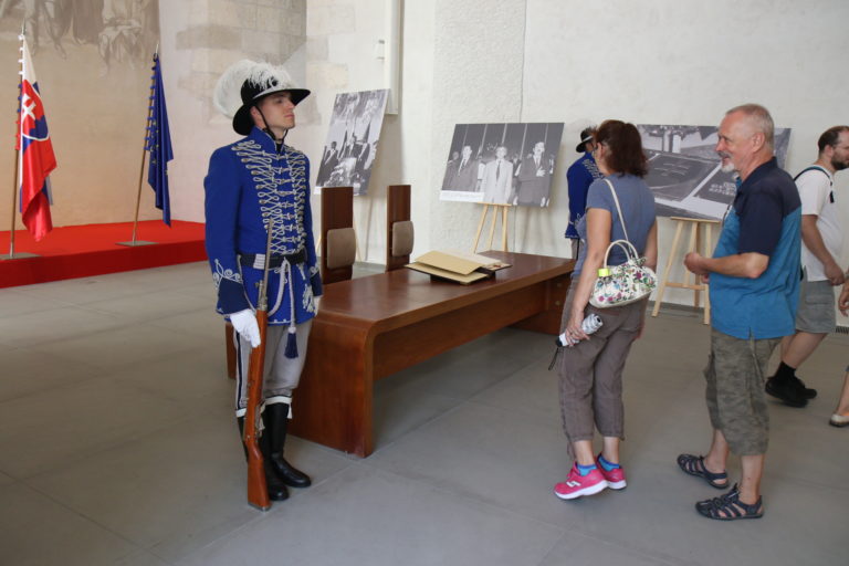 NR SR: Deň otvorených dverí