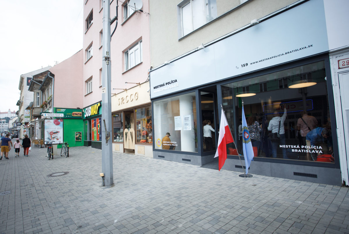mestská polícia, Bratislava, Obchodná ulica