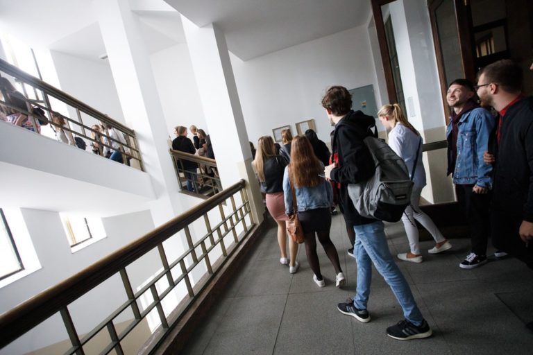 OtvoreniŠtudenti, vysoká škola, Univerzita Komenskéhoe akademického roka