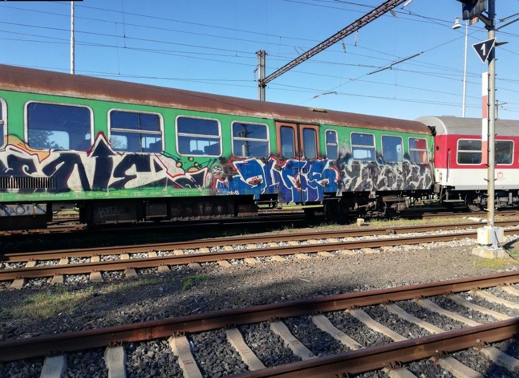 vykoľajený vlak, Senica