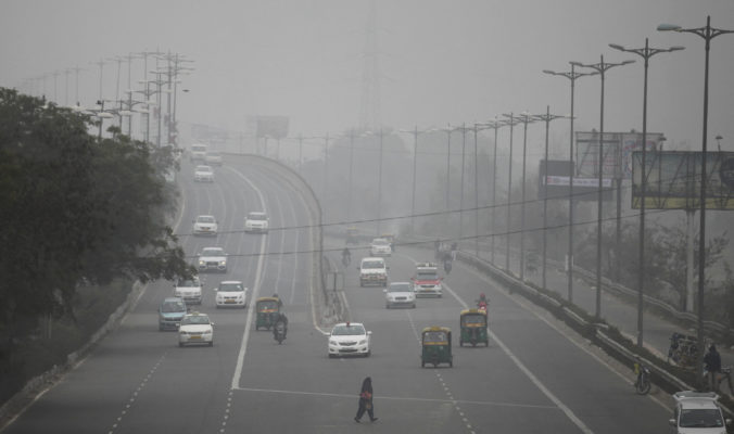 India, znečistený vzduch, autá