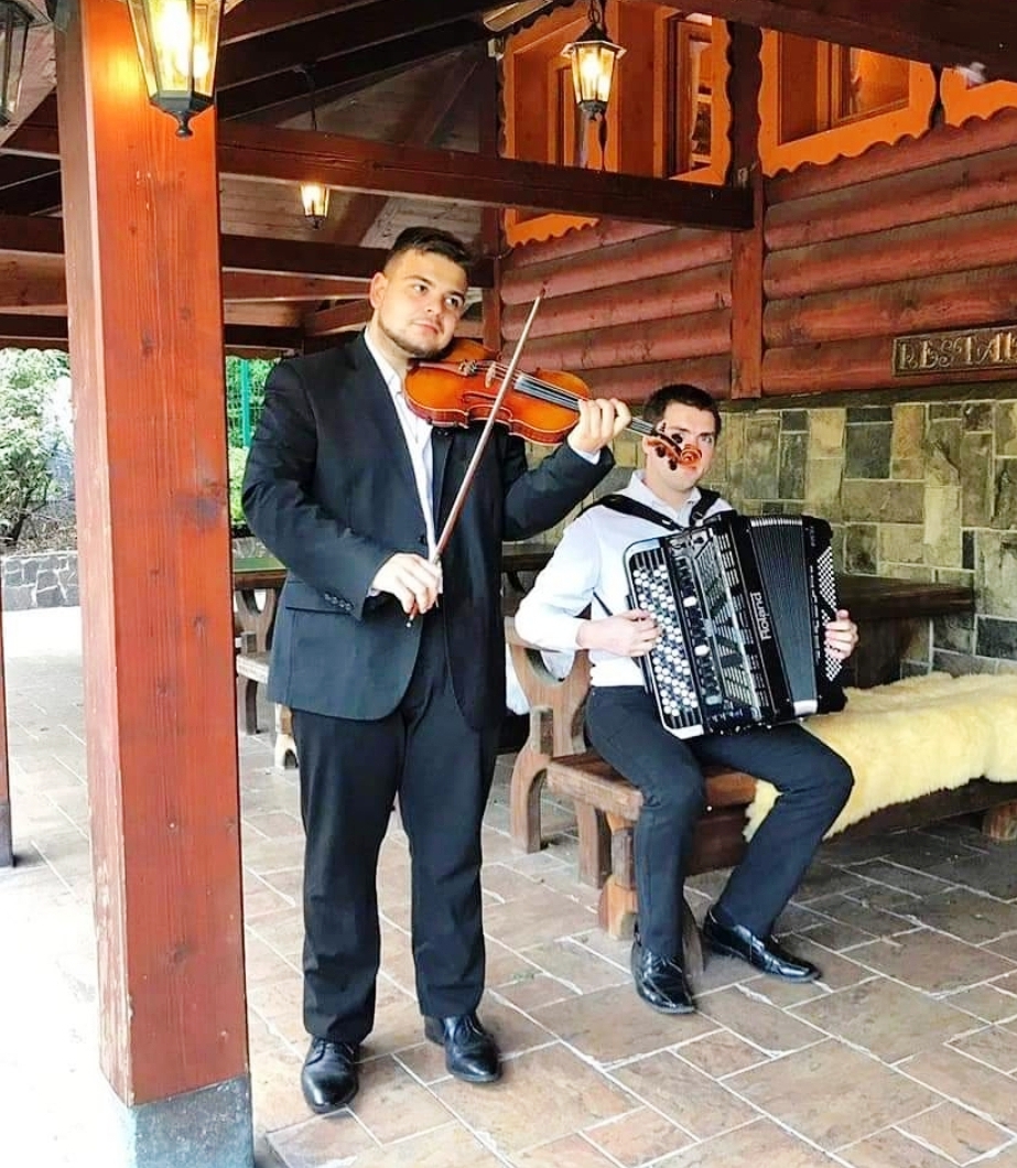 Koliba expo nove.jpg