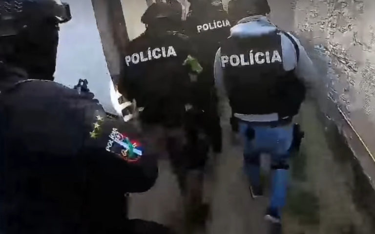 NAKA, polícia