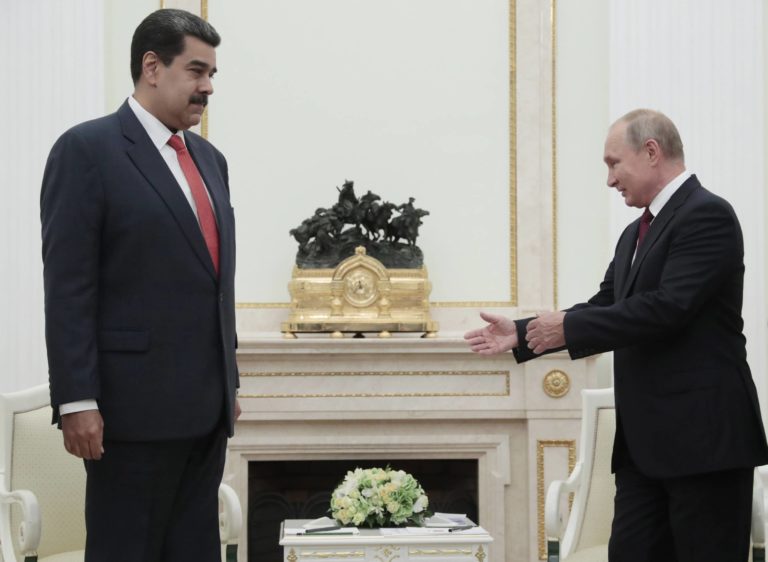 Nicolas Maduro, Vladimir Putin