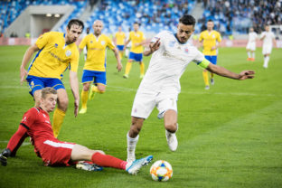 FUTBAL FL: Bratislava - Žiar nad Hronom