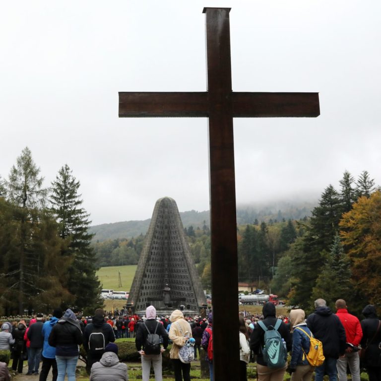 Oslavy 75. výročia Dňa hrdinov Karpatsko-duklianskej operácie