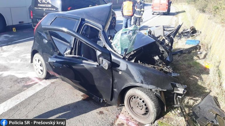 tragická dopravná nehoda, Hendrichovce, Fiat Punto, autobus