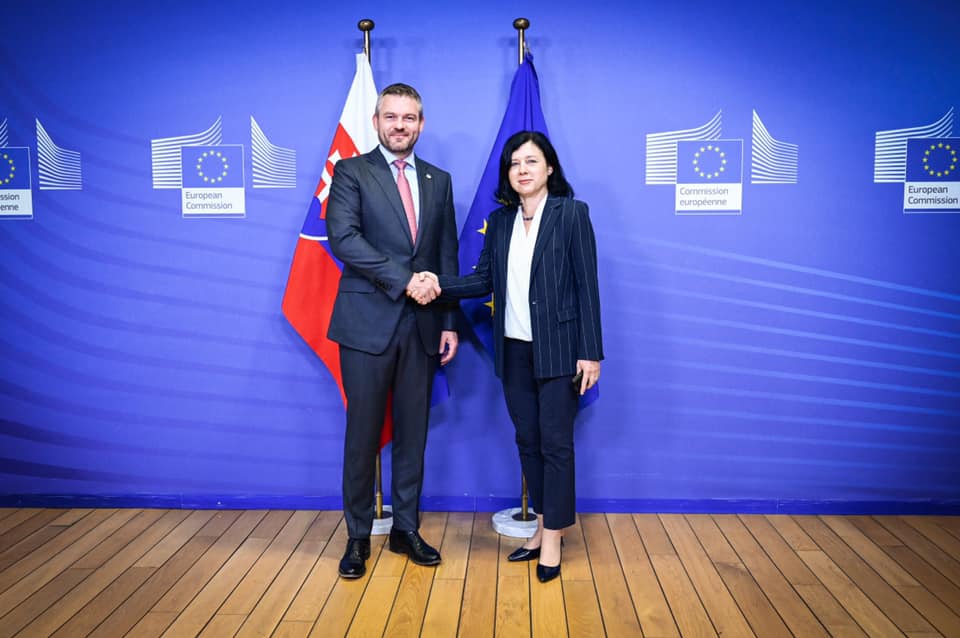 Peter Pellegrini, Vera Jourová