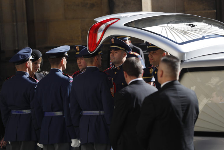Karel Gott, pohreb, zádušná omša