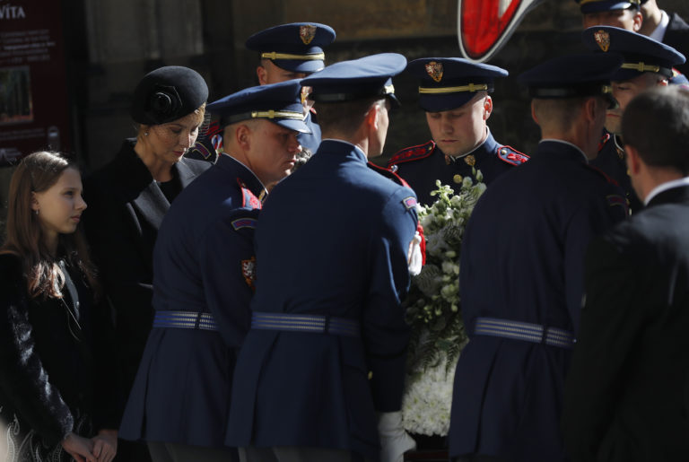 Karel Gott, pohreb, zádušná omša