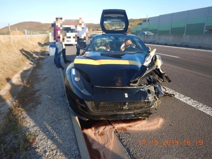Ferrari, dopravná nehoda
