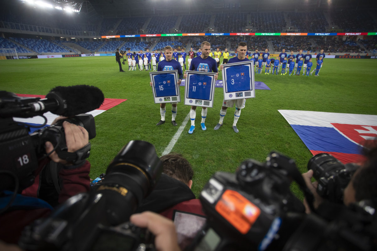 FUTBAL: Slovensko - Paraguaj. Tomáš Hubočan, Adam Nemec, Martin Škrtel