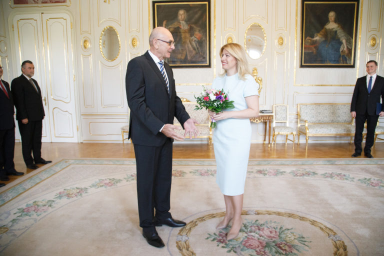 Karol Mitrík, Zuzana Čaputová
