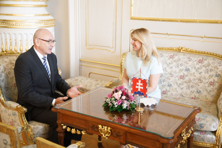 Karol Mitrík, Zuzana Čaputová