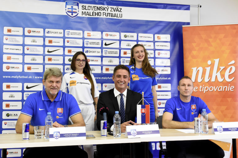 Malyfutbal2.jpg