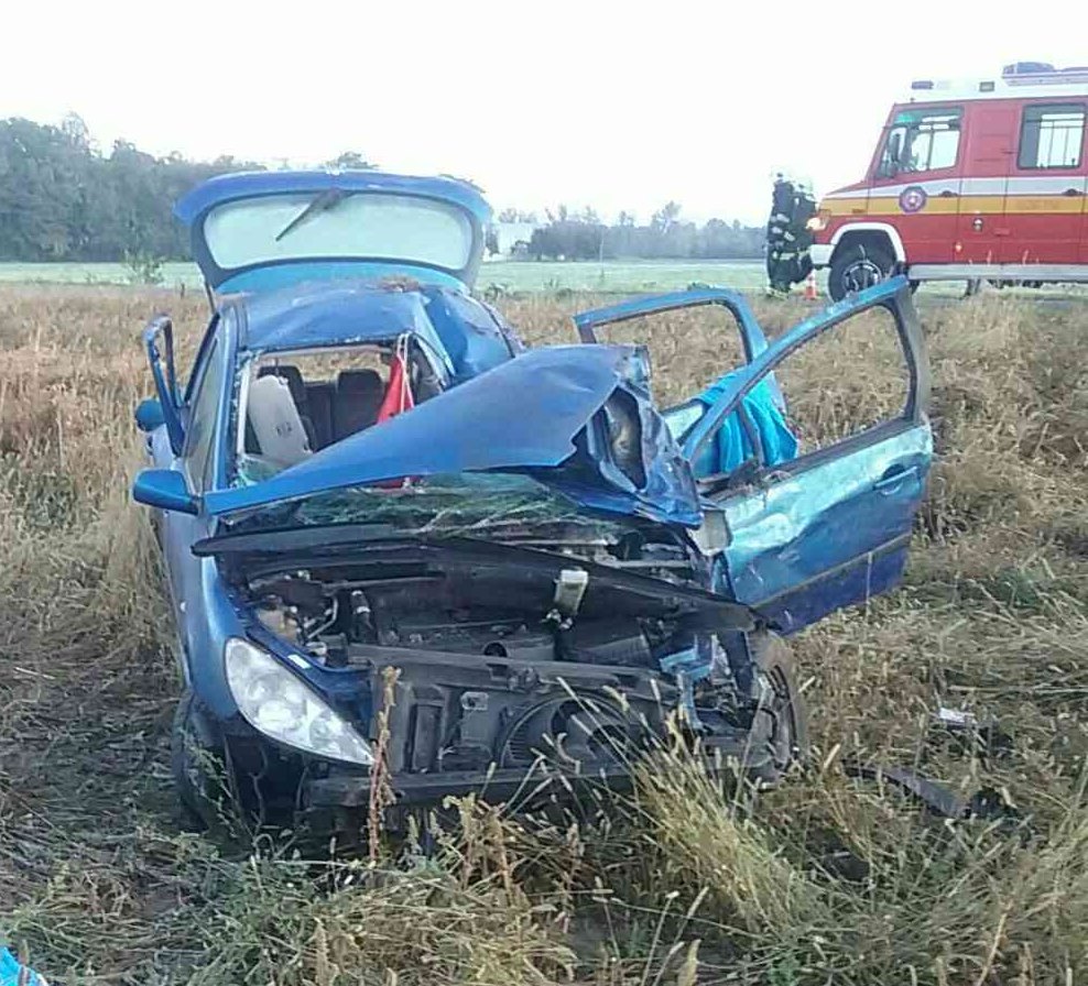 tragická dopravná nehoda, leteckí záchranári, Šarovce