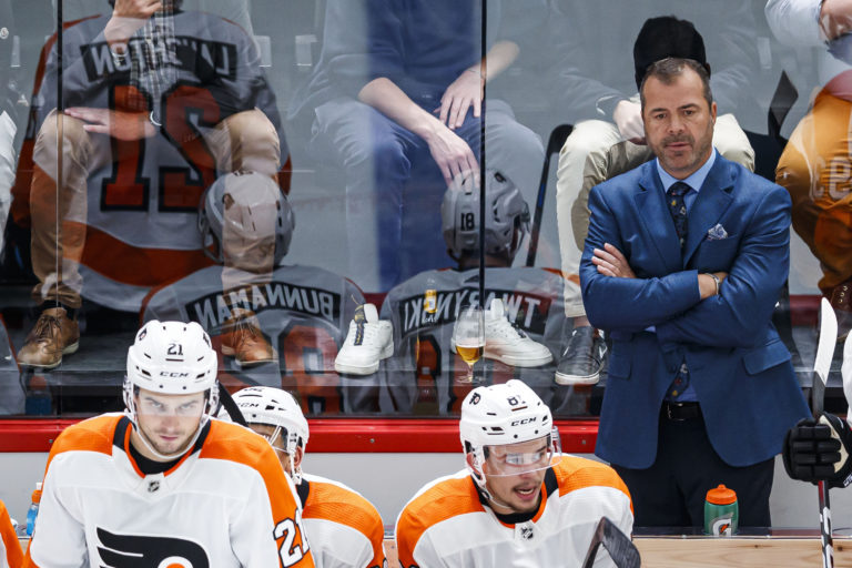Alain Vigneaut, Philadelphia Flyers, HC Lausanne, NHL Global Series