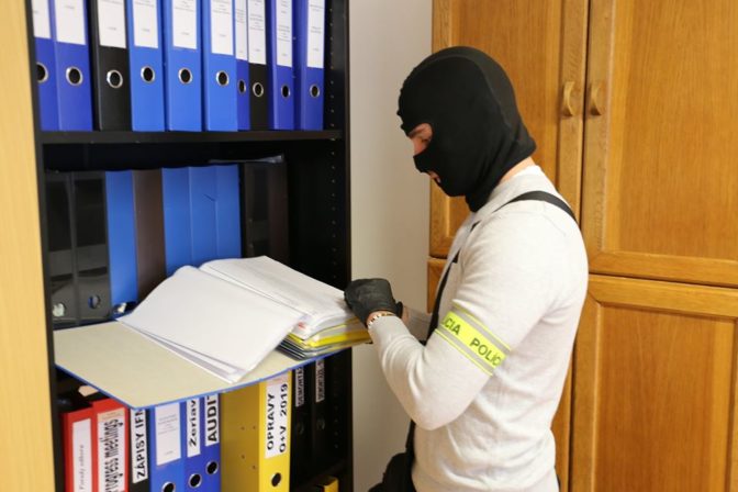 Polícia, zásah, elektráreň Mochovce