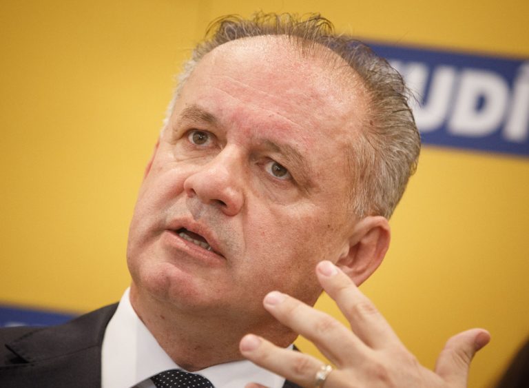 Andrej Kiska, Za ľudí