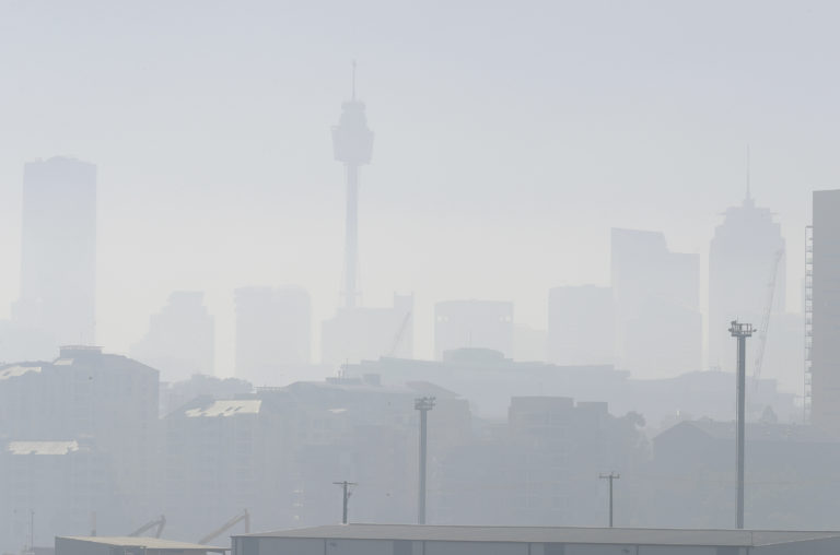Sydney, dym, lesné požiare