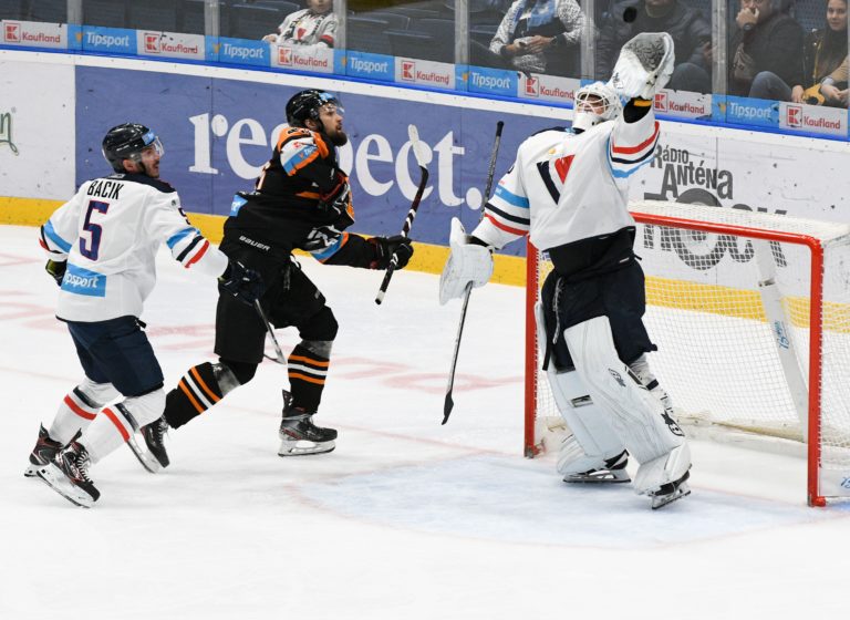 Barry Brust, HC Slovan Bratislava, Tipsport liga
