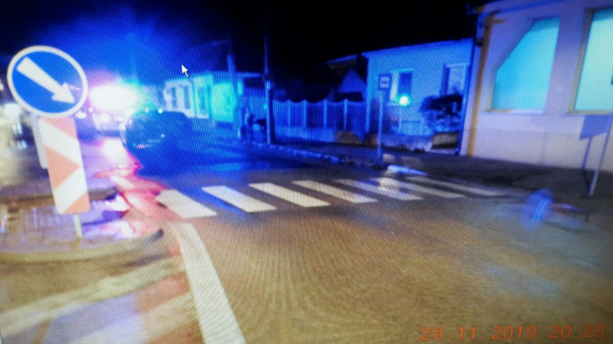 Zrážka auta s chodcom