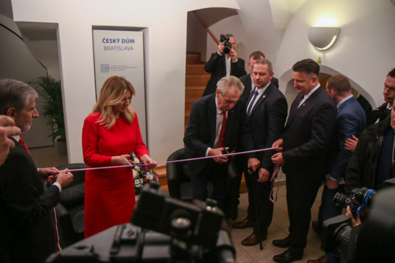 Zuzana Čaputová, Miloš Zeman