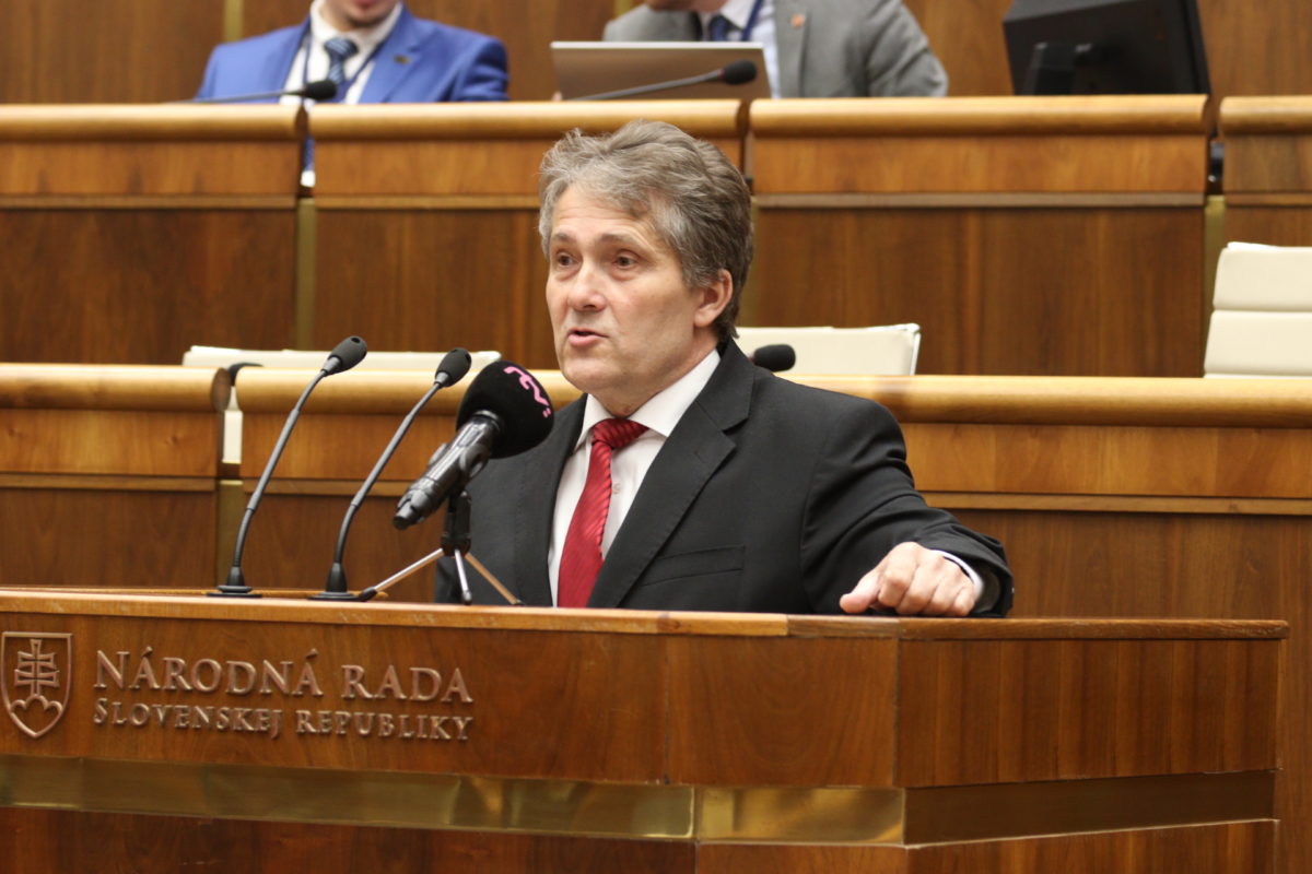 Ľubomír Petrák