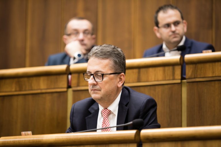 NR SR: Rokovanie 52. schôdze