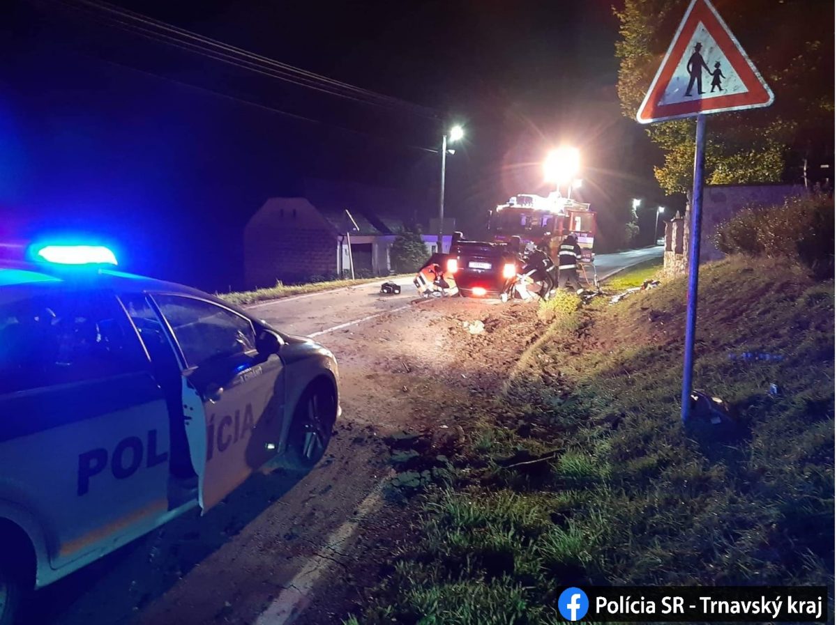 Dopravná nehoda, zakliesnený vodič, Kunov