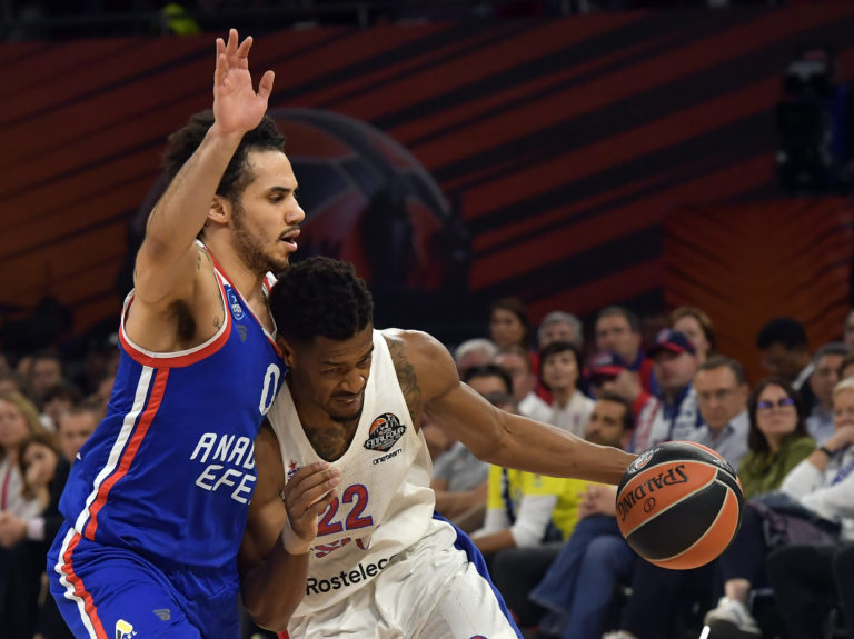 Shane Larkin, Anadolu Efes Istanbul