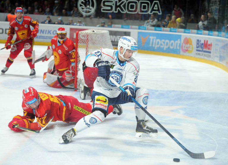 HOKEJ TL: Nitra - Trenčín