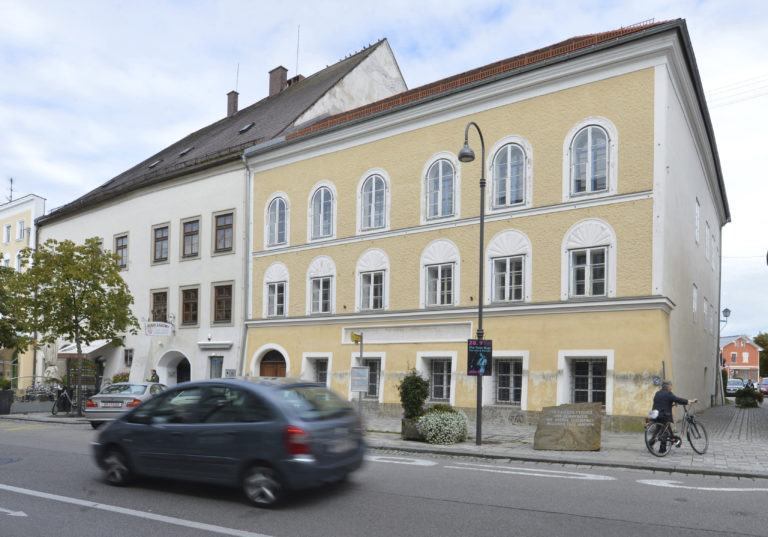 Adolf Hitler, rodný dom