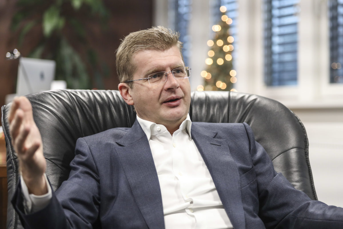 minister hospodárstva Peter Žiga MH SR