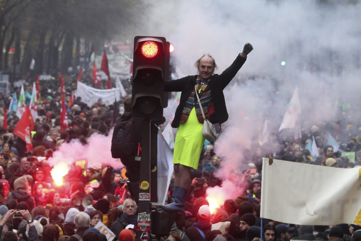Paríž štrajk demonštranti