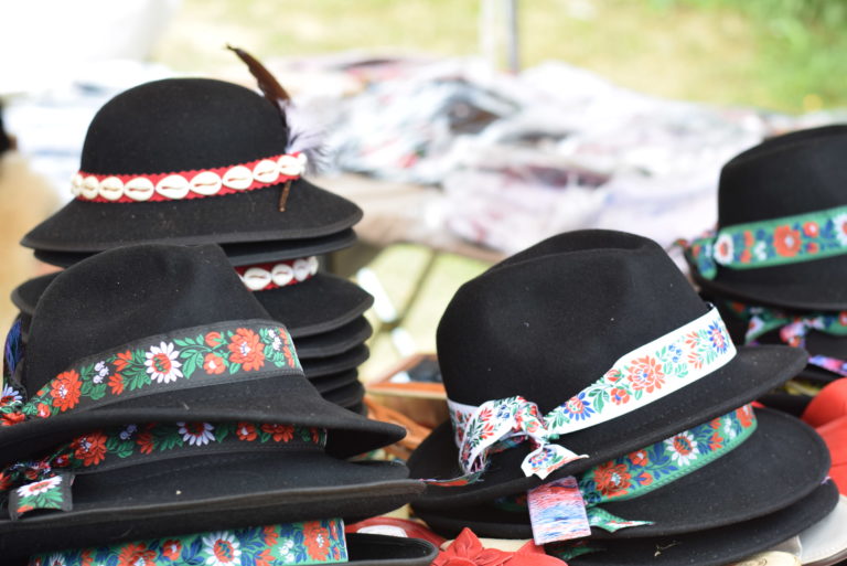 ľudové klobúky, folklór
