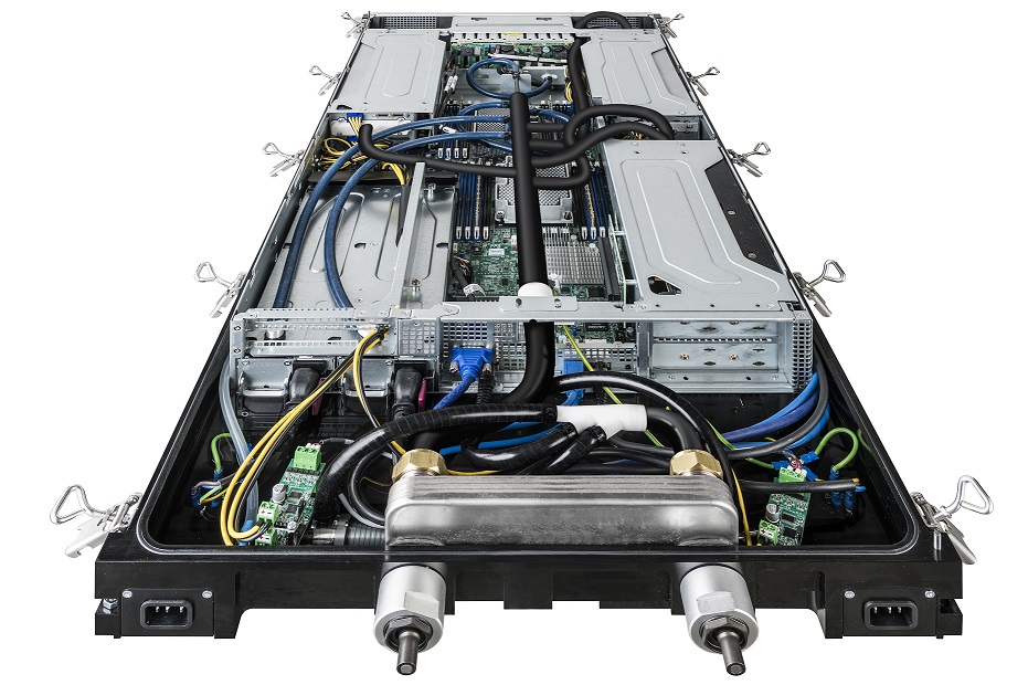 Liquid cooling pr open server back.jpg