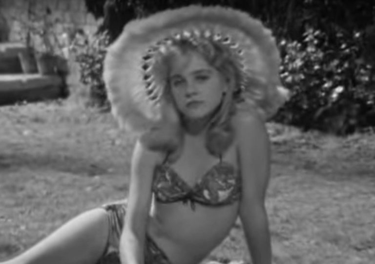 Sue Lyon