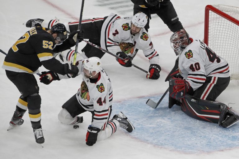 Sean Kuraly, Calvin de Haan, Brent Seabrook, Robin Lehner, Boston Bruins, Chicago Blackhawks, NHL