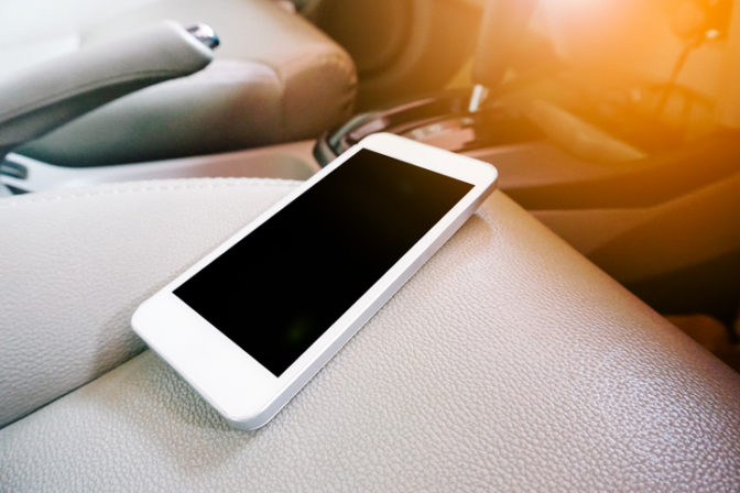 Telefón, mobil, auto