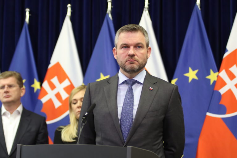 PREMIÉR: Rokoval s ministrami kvôli štrajku UNAS